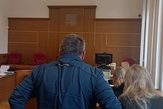 Lituje jen sebe, řekl soud o mladé řidičce, po jejíž nehodě zemřelo dítě. Dostala necelé čtyři roky - Novinky