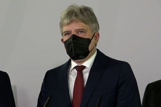 Hamáček někomu leží v žaludku, vzkázali poslanci ČSSD - Novinky