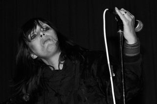 Záhadná modelka a zpěvačka Nico: Delon společného syna nikdy neuznal, o život ji připravil pád - Médium.cz