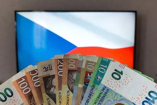 Konec poplatků ČT už letos? Vláda odhlasovala úlevu pro důchodce a studenty