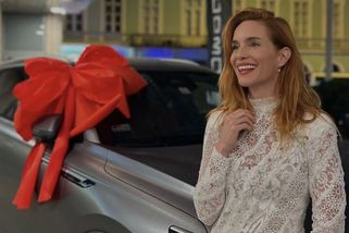 Krásná herečka Hana Vagnerová má nové auto! Vybrala si značku, která se v Česku teprve zabydluje - Garáž.cz