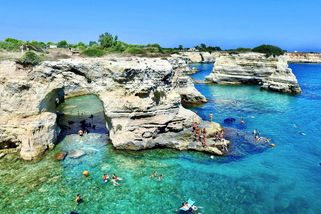 Italská Elba: Proč tento ostrov vizuálně válcuje drahé Seychely