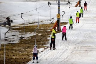 Extrémní únor, zvláštní červen, nečekané léto. Čím se rok 2025 vymykal - Seznam Zprávy