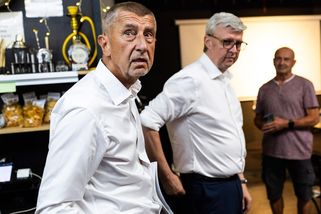 „Sorry, rozhodnou Trump, Zelenský a Putin.“ Babiš vyrazil do hospody na sídlišti - Seznam Zprávy