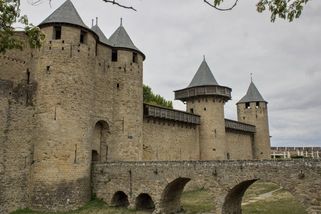 Carcassonne: Středověký gigant, který musíte vidět, i když v uličkách není k hnutí
