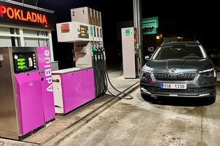 Vláda ruší biosložku v naftě i silniční daň, posvítí si na marže pumpařů. Palivo zlevní o koruny - Garáž.cz