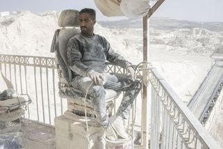 Fotky: Slavný jeruzalémský kámen jde na dračku navzdory potížím - Seznam Zprávy