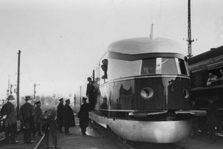 railtarget.cz/technologie-a-infrastruktura/hitleruv-rychlovlak-i-ceske-aerodynamicke-monstrum-proc-skoncily-na-srotovisti-11861.html