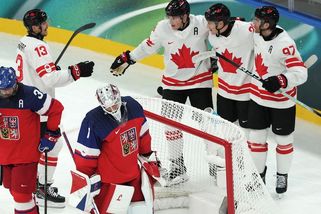 Český hokejový tým utrpěl na úvod olympijského turnaje debakl - Novinky