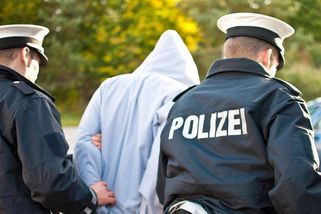 Berlínské mládežnické centrum tajilo znásilnění, aby ochránilo „muslimské chlapce“