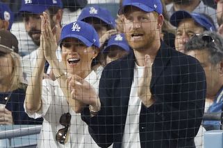 To nejhorší, co zveřejnila: Meghan dostává sodu za soukromé video, Harryho strašně ztrapnila, byla za totální fiflenu