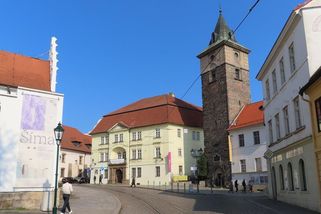Jak dnes vypadají místa, kde se dříve vstupovalo do středověké Plzně? - Médium.cz