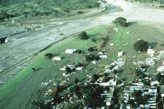 Třináctiletou Omayru sledoval v bahně celý svět. Pomoc nepřišla - Médium.cz