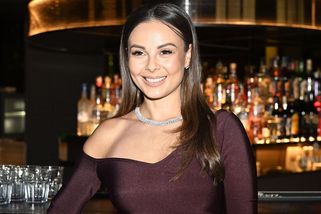 Na fotkách z dovolené si zakrývá bříško: Monika Bagárová poprvé promluvila o těhotenství - Super.cz