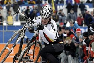 Juniorka Dlasková dojela na MS v cyklokrosu osmá, čeští mladíci neuspěli - Sport.cz