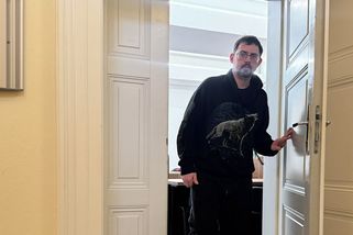 V počítači měl 35 tisíc snímků pornografie mladistvých i dětí. Pekař z Plzně dostal podmínku a léčbu - Novinky