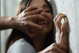 Komentář: Znásilnili vás? Nehlaste to, vzkazuje stát - Seznam Zprávy