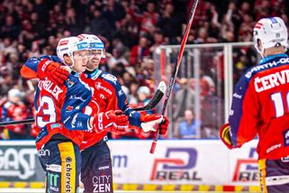 Repríza finále pro Dynamo, Spartě skončí sezona. Redakce tipuje výsledky všech sérií