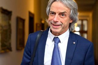 Spadne i Česko do fentanylové pasti? Záleží, jak se Pavel Bém popere s populisty i s vlastní politickou minulostí