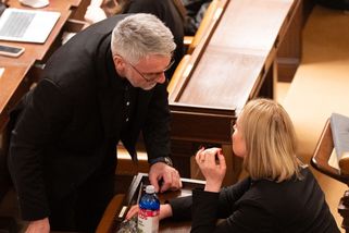 Jan Urban: Korupce a zlodějina u armádních zakázek? Raději klid na práci