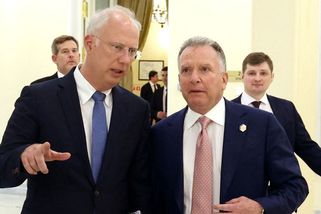 Mír je jen záminka. Trumpovi a Putinovi vyjednavači řeší hlavně byznys - Novinky