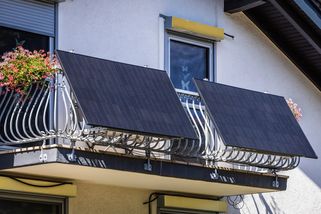 IKEA prodává geniální fotovoltaiku s baterií za 20 tisíc: Češi ji ale používají nelegálně