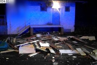 Opilá žena v Brně zdemolovala posezení vinotéky, prý se bránila před satanem a upíry - Novinky