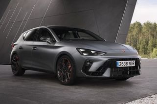 To dneska ještě projde? V Česku koupíte nový hot hatch, má 325 koní, samosvor a stovku za 5,4 sekundy. Cena není pro každého - Garáž.cz