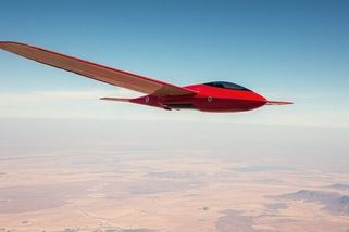 Írán odhalil novou hrozbu. Hadid-110 letí 500 km/h a nečeká na povolení