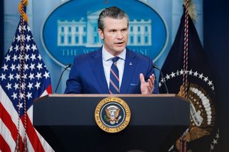 Kongres zadrží část rozpočtu Hegsetha, pokud nedostane videa úderů v Karibiku - Seznam Zprávy