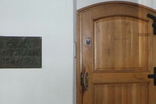 Advokát z Plzně zpronevěřil klientům milióny - Novinky