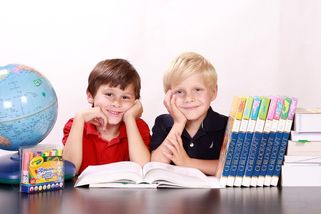 Prázdniny ve školním roce 2025/2026: Podzimní a Velikonoce vyjdou dobře – eXtra.cz