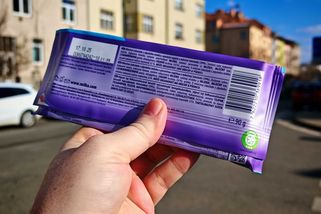 Milka čelí žalobě: Méně čokolády za stejné peníze Češi tolerují, Němci žalují