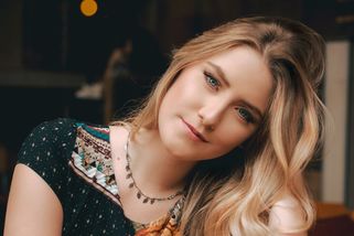 Bára (31): Máma se nikdy nesmířila s tím, že jsem se o výhru v loterii nerozdělila se sestrou. Změnila kvůli tomu závěť – Lifee.cz