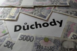 Valorizace důchodů pro seniory může doznat změn. Ve hře jsou stovky korun navíc