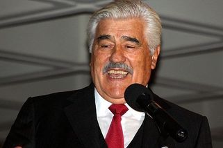 Padouch Santer z Vinnetoua byl jen začátek. Mario Adorf dokázal, že i „záporák“ může mít duši - Médium.cz