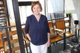 Za komunismu jsme to měli lehčí. Modlím se za světový mír, říká legendární herečka Lenka Termerová