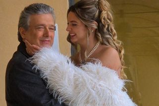 Studentka (23) si dělala zálusk na svého učitele (63) už na škole. Po letech se potkali a už jsou svoji!