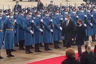 Kde je premiér? Opozice tepe Babiše, že je v Srbsku a neřeší nouzový stav - Novinky