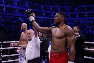 Anthony Joshua zvažuje spolupráci s týmem Oleksandra Usyka - Sports News 24