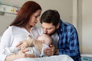 Dětská hřiště budou prázdná? V Česku se loni narodilo nejméně miminek za posledních 240 let