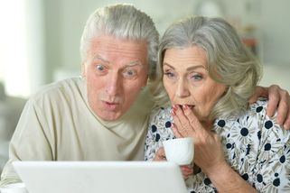 Razantní řez v „penzijku“. Poplatky zlevnit o polovinu, navrhuje ekonom - Seznam Zprávy