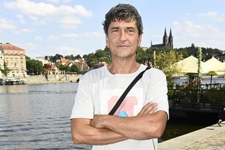 Saša Rašilov si pořídil druhý domov na Kanárech. Ale ty ceny letenek!