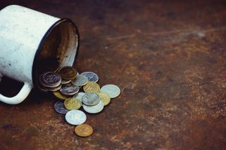 Průměrná mzda se zvýšila. Už je přes 52 tisíc korun