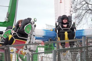 Začala Matějská pouť. S kamerou jsme se podívali na nové adrenalinové atrakce - Novinky