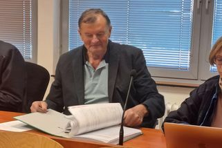 Na ekofarmě uhynuly hlady stovky kusů dobytka. Chovu nerozumím, hájil se u soudu majitel - Novinky