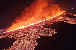 Nová sopečná erupce u islandského Grindavíku. Lávová trhlina je dlouhá čtyři kilometry