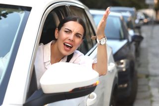 Snižte rychlost na dálnicích, zapomeňte na dovolenou a home office povinně. Plány na omezení spotřeby ropy jsou drakonické