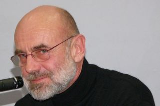 Jan Ruml byl syn komunistů a disident, který dostal facku za jednání s Adamcem - za zradu revoluce - Médium.cz