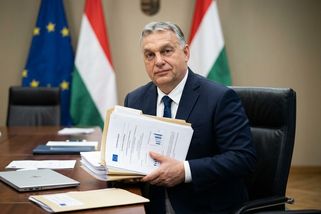 Ukrajina čeká na peníze. Ustoupí Orbán?